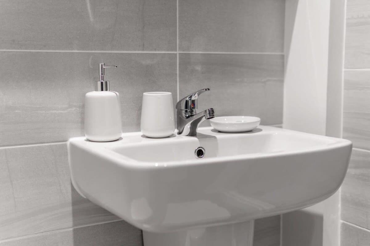 Lovely 1 Bed Apartment In Liverpool Centre Ngoại thất bức ảnh